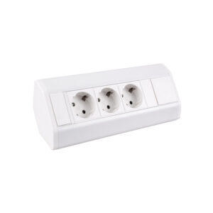 ASZTALI ELOSZ.SAROK 3x230V FEH. 3x230V 3600W 1,5mVEZ. IP20