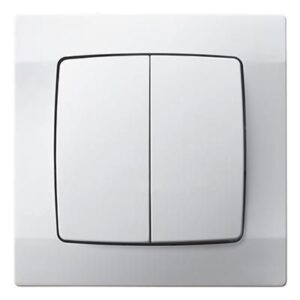 KÁRÓ 106+101 alternatív+egypólusú kapcsoló komplett fehér