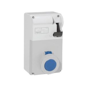 DAFRKR-162 k06m IP55 P17 230V reteszelt aljzat