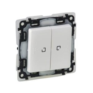 VALENA LIFE IP44 106+6jkettős váltó+jelzőfény rugós 10A fehér