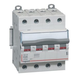 DX3-I terheléskapcsoló 4P 63A