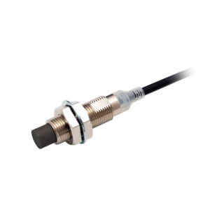 OMRON E2E-X8MC112 2m  KÖZEL.KAPCS. OMRON
