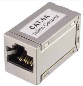 RJ 45 CSATLAKOZÓ KÖZŐSÍTŐ RJ45-RJ45 CAT6A