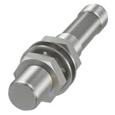 INDUKTÍV ÉRZ. BES 113-370-SA2-S4