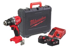 MILWAUKEE M18 BLPDRCMC-402C @ ÜTVEFÚRÓ-CSAVAROZÓ SZETT