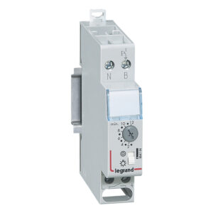 Legrand 004704 Lexic lécsőházi automata kikapcsolás előjelzővel 230V 50/60 Hz