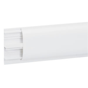 Legrand 030069 DLP padlószegélycsatorna 80x20mm, fedéllel, válaszfallal