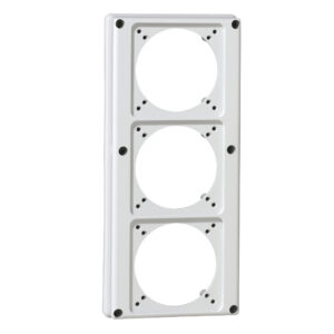 Legrand 057714 P17 Tempra standard előlap 3 férőhelyes, 16A