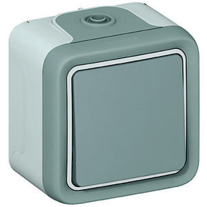Legrand 069720 Plexo 55 falon kívüli egypólusú nyomó N/O, komplett, szürke