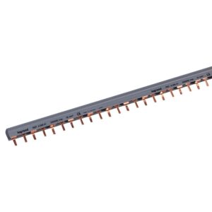 Legrand 404941 Lexic fésűs sín, fogas, 28x2P, betáplálás 4P