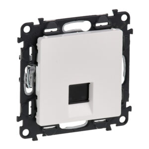 Legrand 753140 Valena Life 1xRJ45 UTP Cat5e aljzat, fehér