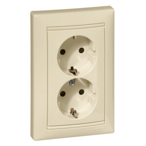 Legrand 774371 Valena 2x2P+F csatlakozóaljzat biztonsági zsalus (GYV), elefántcsont
